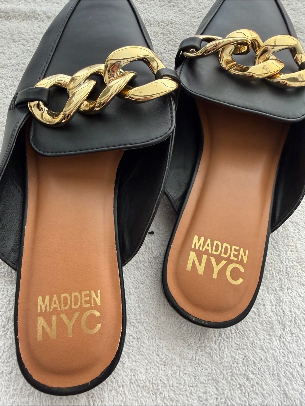 Madewell NYC Black Mules with Gold Chain Accent - Picture 2 of 3
